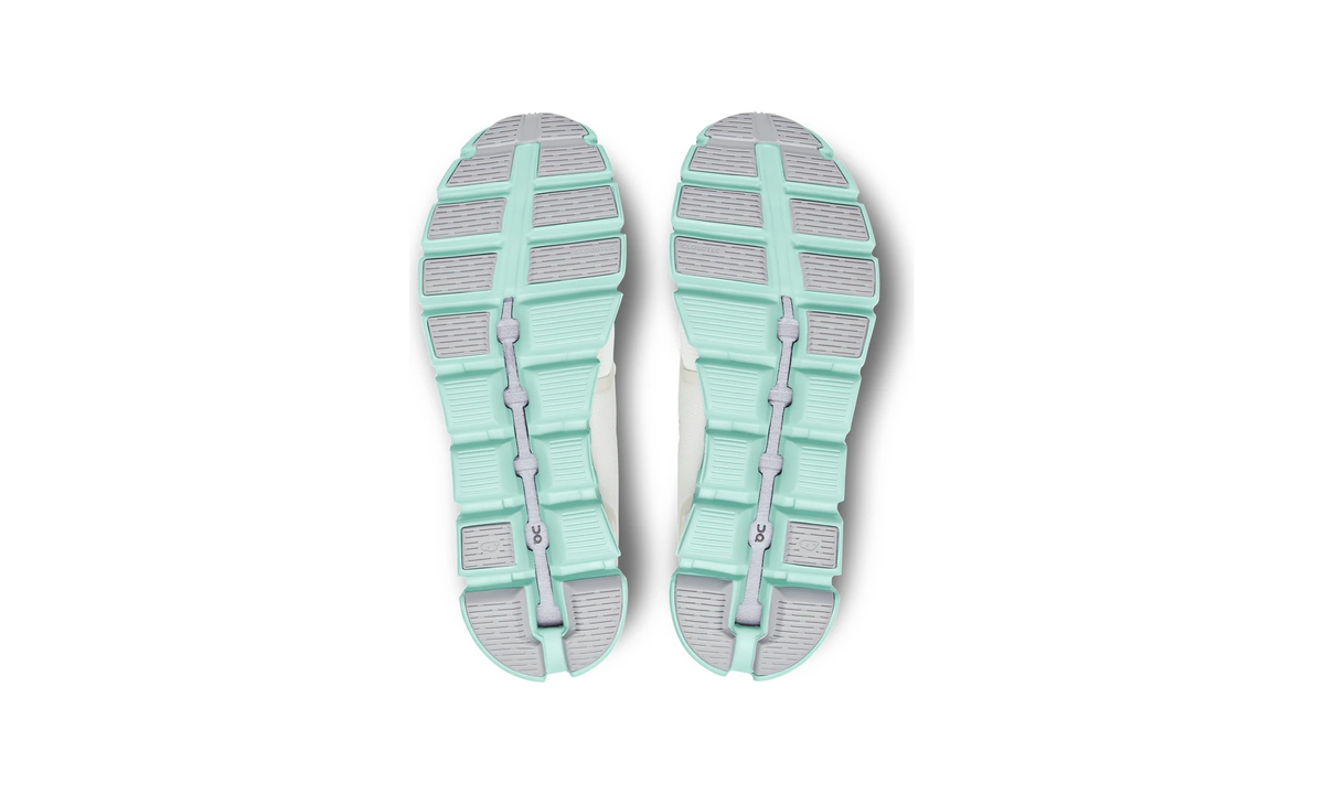 ON Cloud 5 'Undyed White Creek' - Guerdon Kicks -
