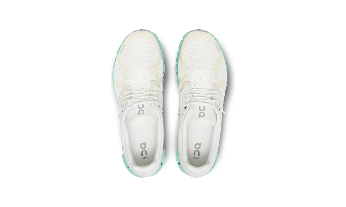 ON Cloud 5 'Undyed White Creek' - Guerdon Kicks -