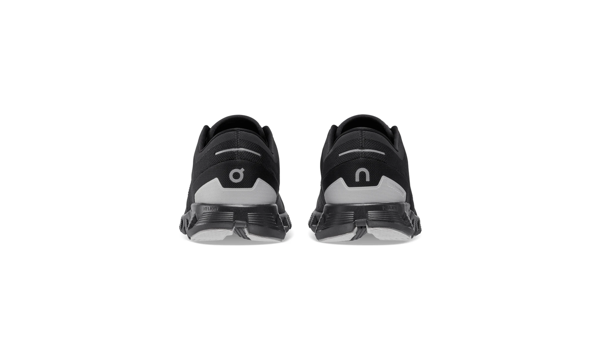 ON Cloud X 3 'Black' - Guerdon Kicks -