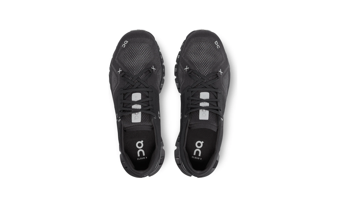 ON Cloud X 3 'Black' - Guerdon Kicks -