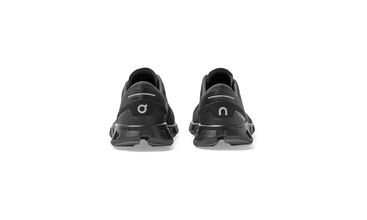 ON Cloud X 'Black' - Guerdon Kicks -