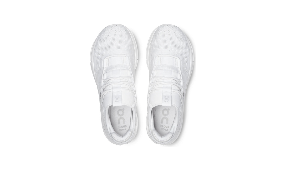 ON Cloudnova 'All White' - Guerdon Kicks -