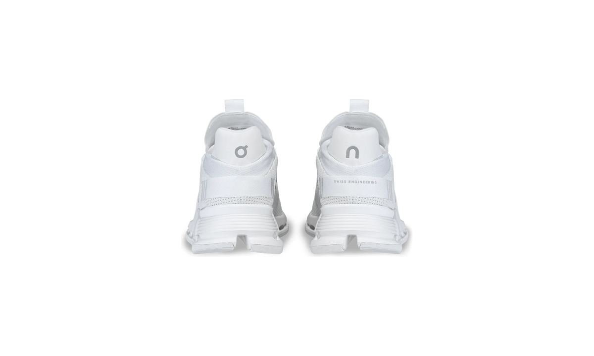 ON Cloudnova 'All White' - Guerdon Kicks -