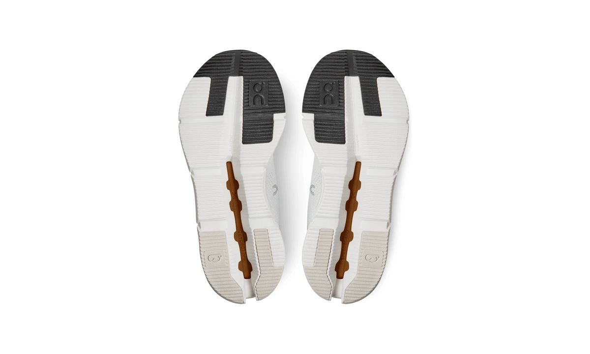 ON Cloudnova 'White Pearl' - Guerdon Kicks -