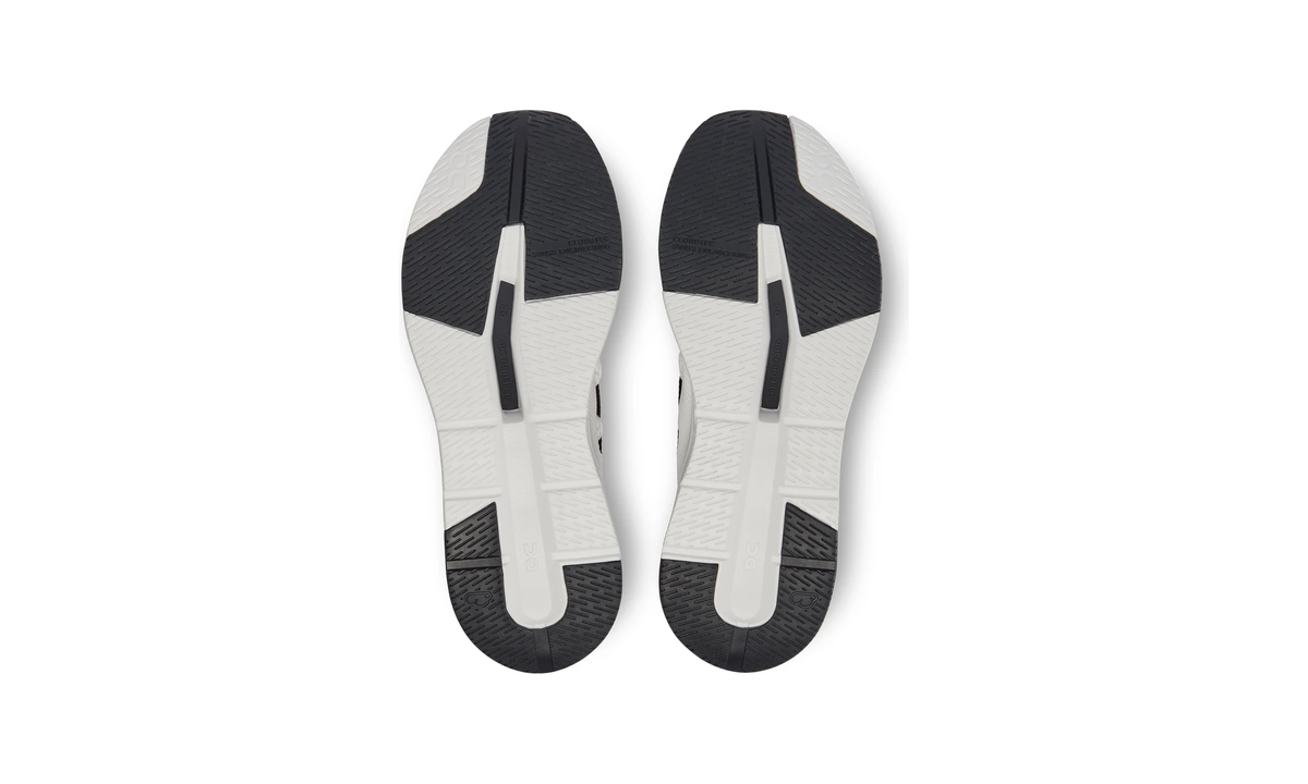 On Running Cloudeasy Undyed White - Guerdon Kicks -