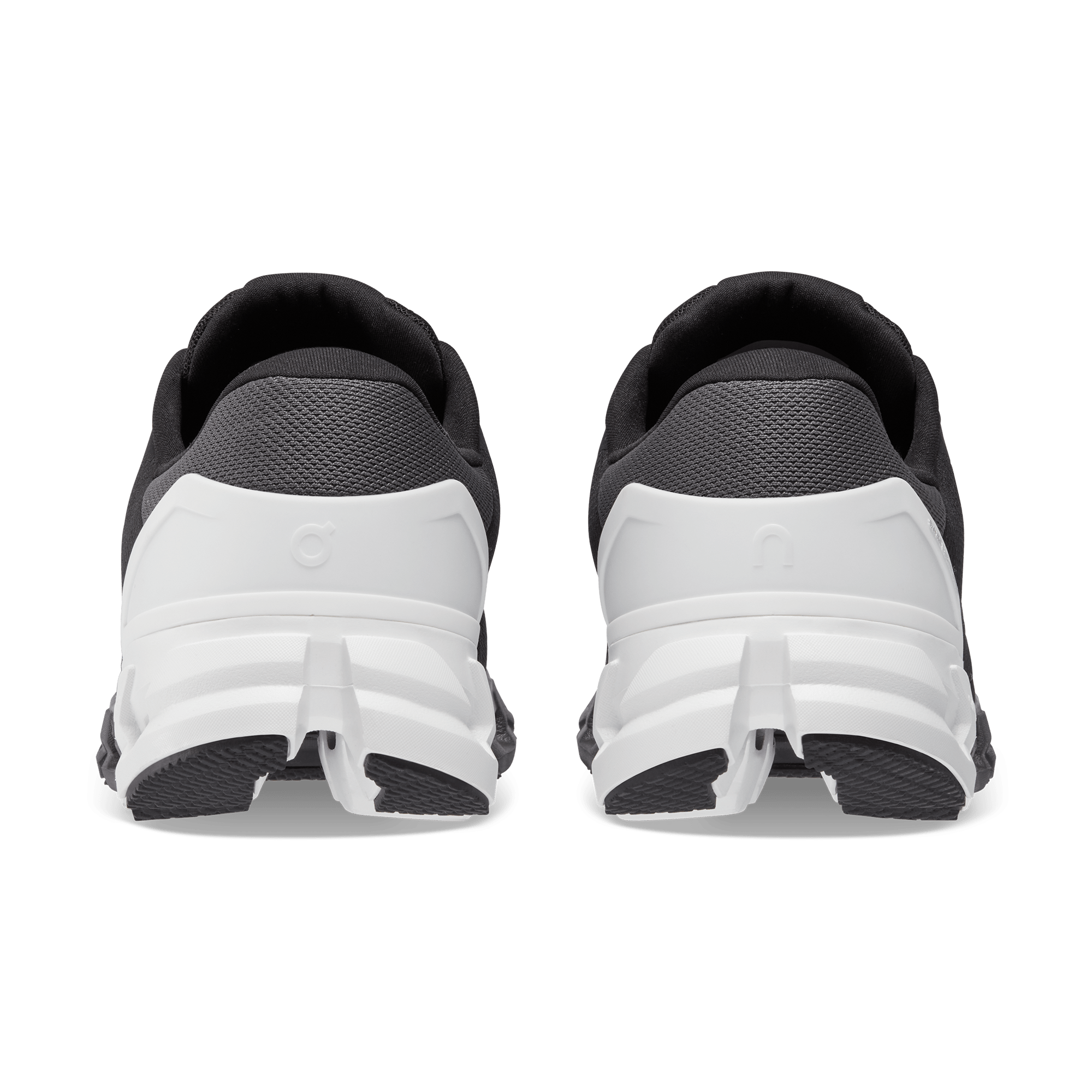 On Running Cloudflyer 4 Black White - Guerdon Kicks -