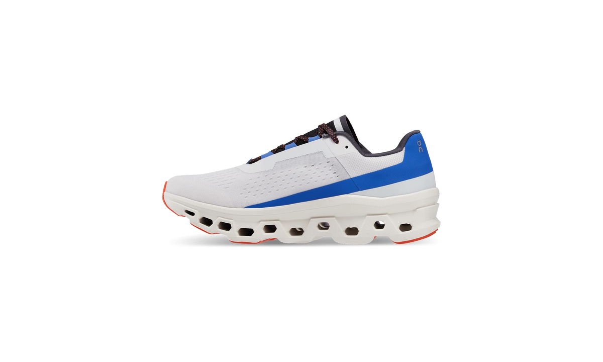 On Running Cloudmonster Frost Cobalt - Guerdon Kicks -