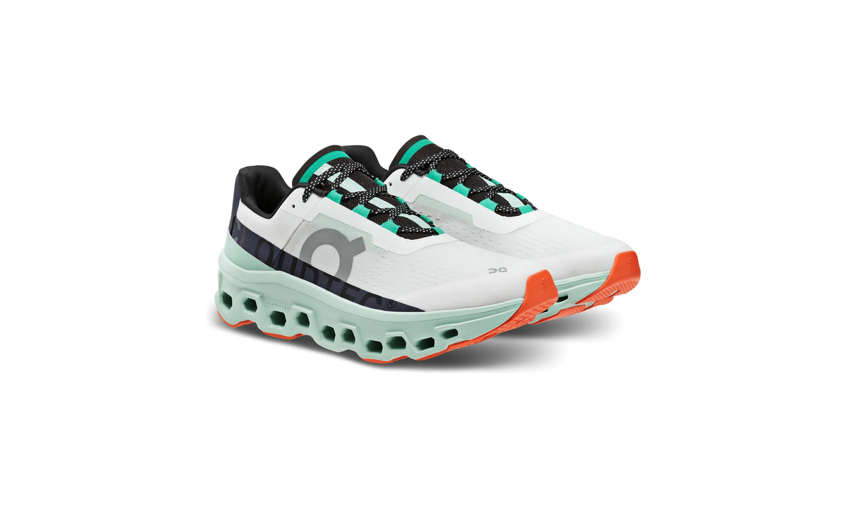 On Running Cloudmonster Undyed White Creek - Guerdon Kicks -