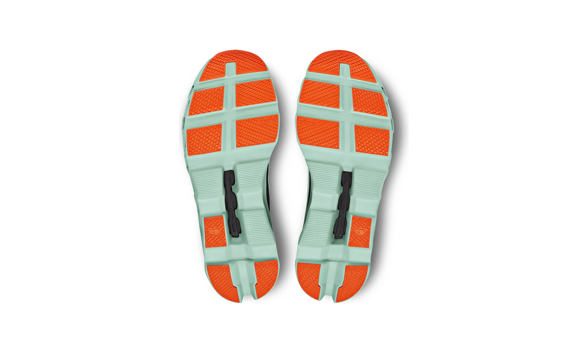 On Running Cloudmonster Undyed White Creek - Guerdon Kicks -