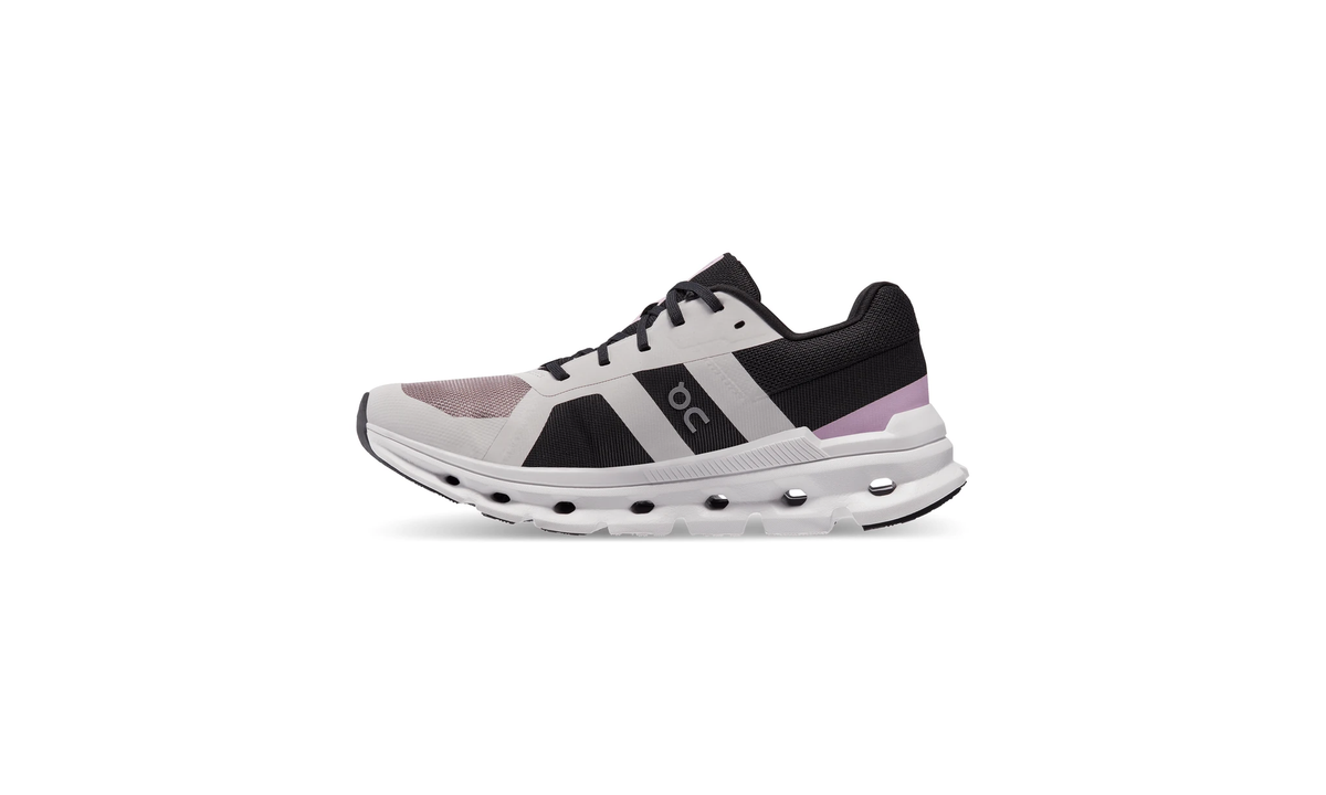 On Running Cloudrunner Heron Black (Women's) - Guerdon Kicks -
