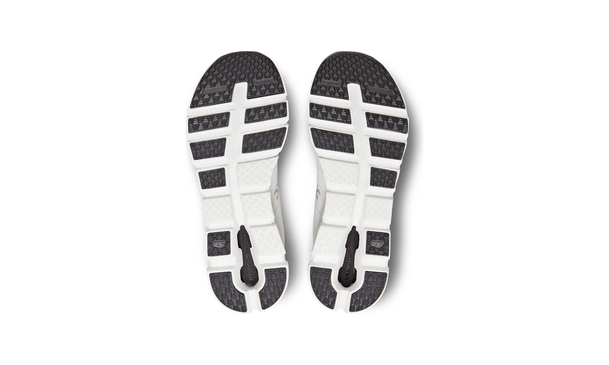 On Running Cloudrunner Undyed White Flame - Guerdon Kicks -