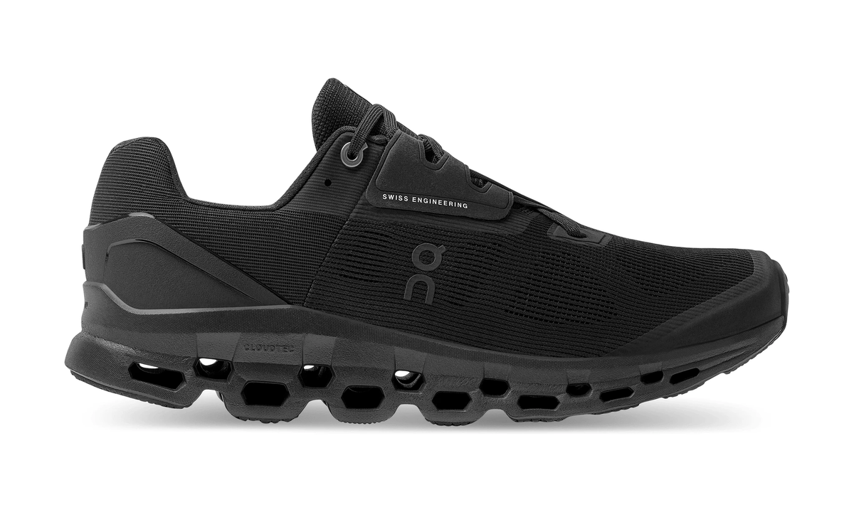 On Running Cloudstratus Black - Guerdon Kicks -
