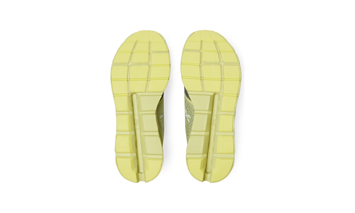 On Running Cloudstratus Pistachio Grey - Guerdon Kicks -
