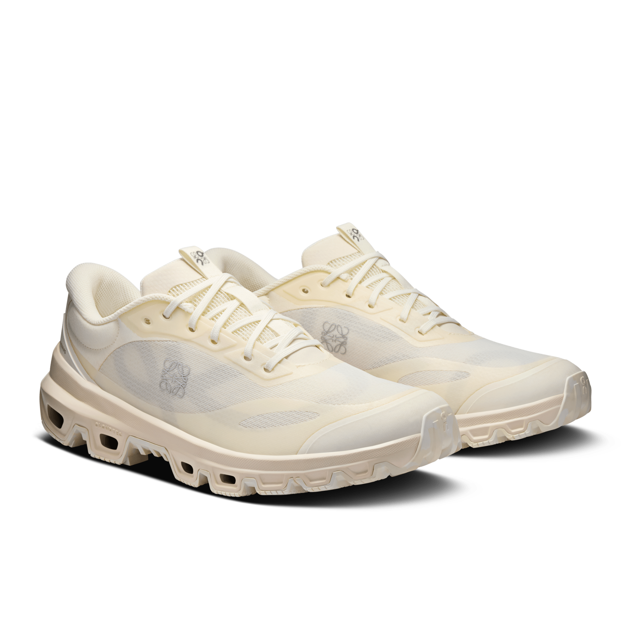 On Running Cloudventure 2 LOEWE Eggshell - Guerdon Kicks -
