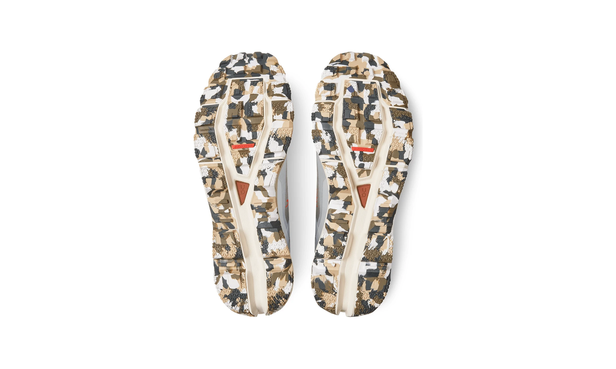 On Running Cloudventure LOEWE Gradient Khaki - Guerdon Kicks -