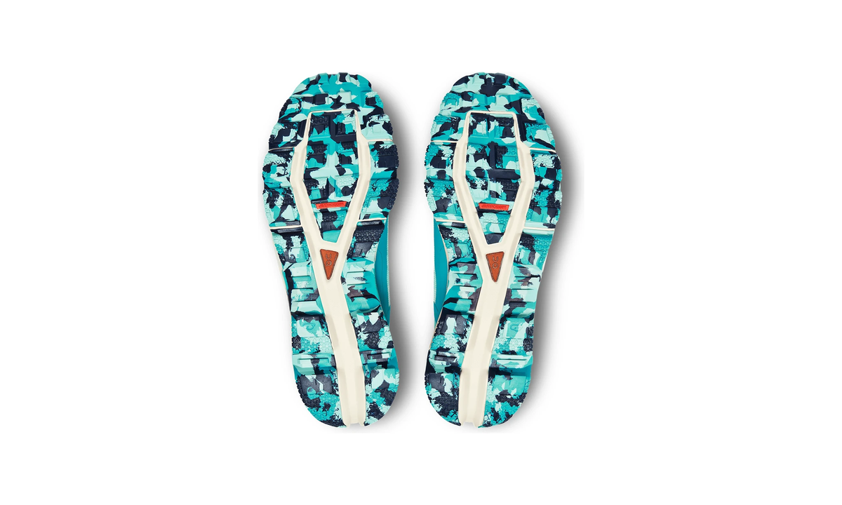 On Running Cloudventure LOEWE Pale Turquoise - Guerdon Kicks -