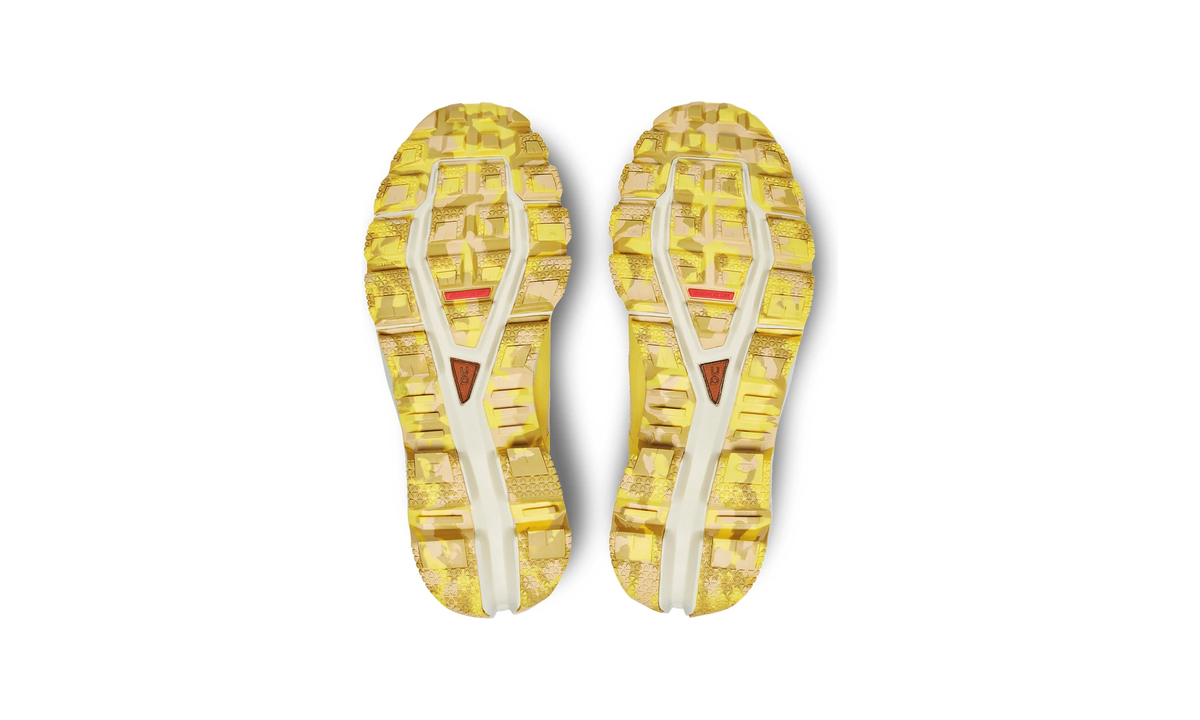 On Running Cloudventure LOEWE Pale Yellow (Women's) - Guerdon Kicks -