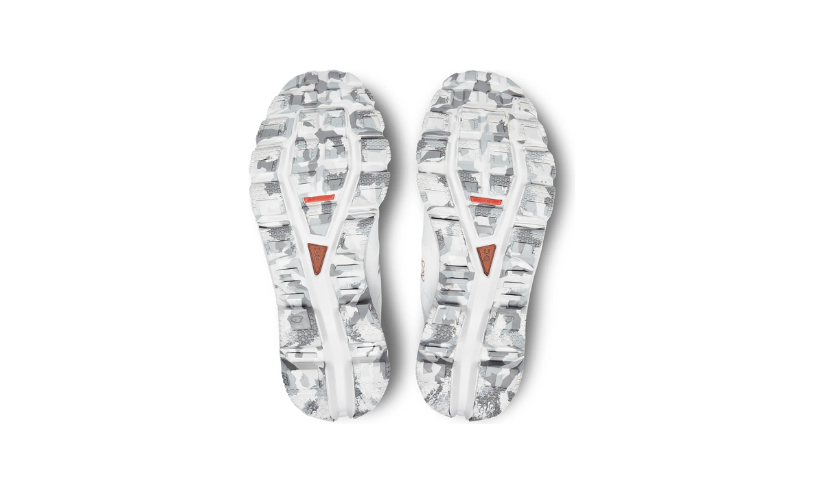 On Running Cloudventure LOEWE White (Women's) - Guerdon Kicks -