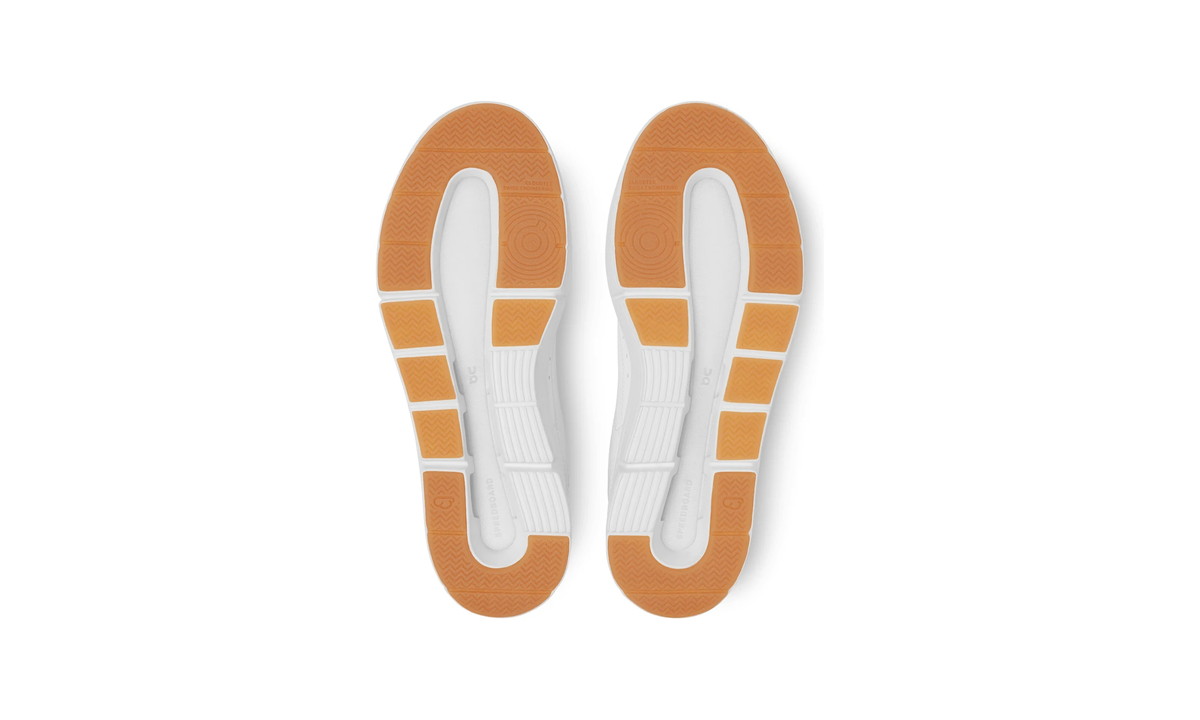 On The Roger Centre Court White Gum (Women's) - Guerdon Kicks -