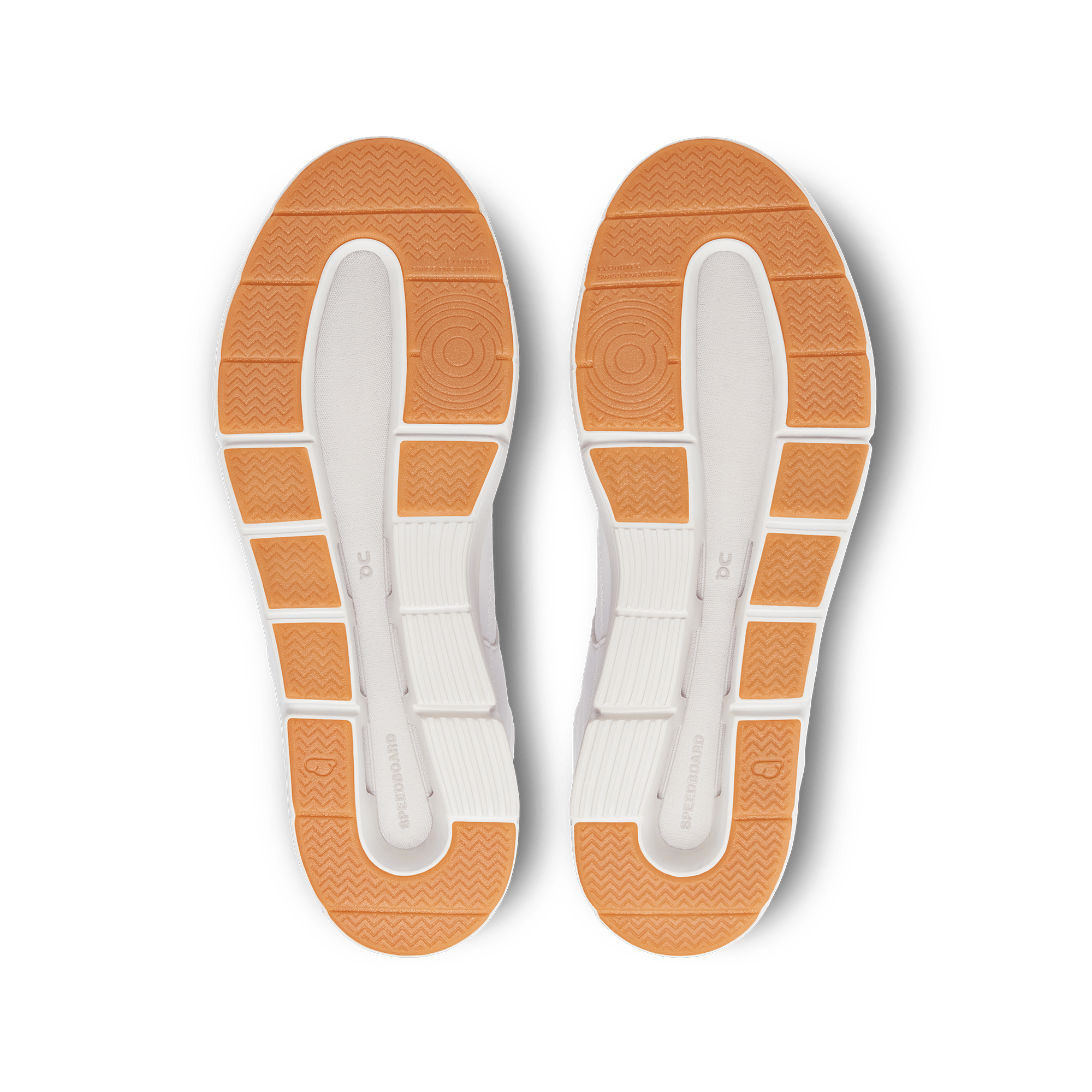 On The Roger Clubhouse Mid White Sand - Guerdon Kicks -