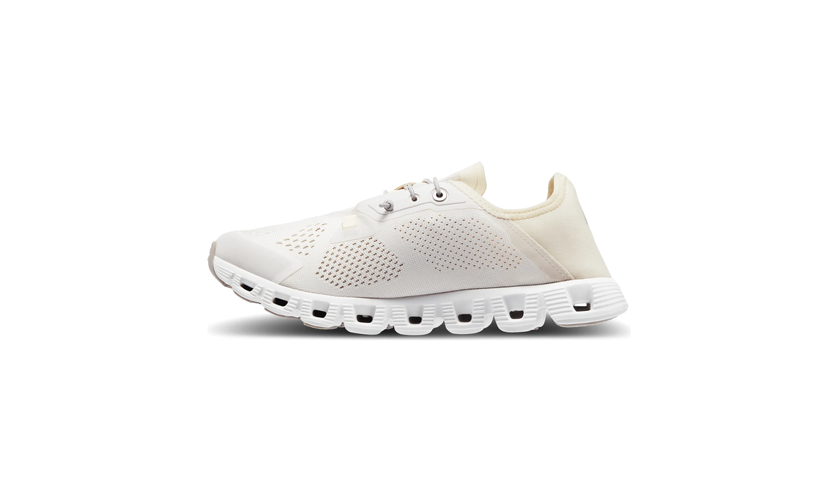 ON Wmns Cloud 5 Coast 'Sand Ray' - Guerdon Kicks -