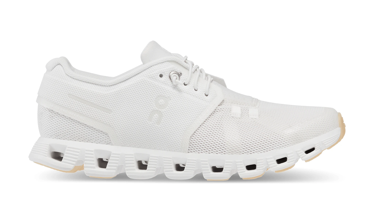ON Wmns Cloud 5 'Undyed' - Guerdon Kicks -