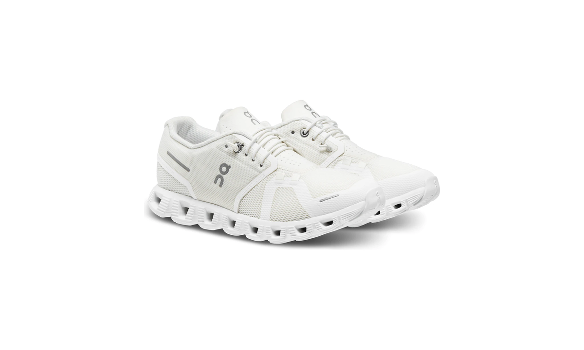 ON Wmns Cloud 5 'White' - Guerdon Kicks -