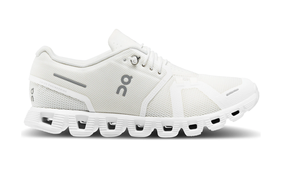 ON Wmns Cloud 5 'White' - Guerdon Kicks -