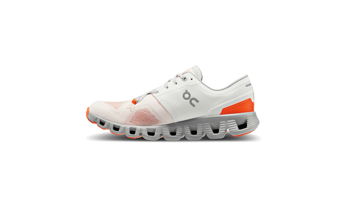 ON Wmns Cloud X 3 'Ivory Alloy' - Guerdon Kicks -