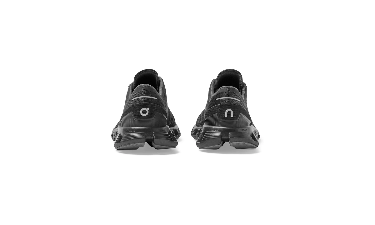 ON Wmns Cloud X 'Black' - Guerdon Kicks -