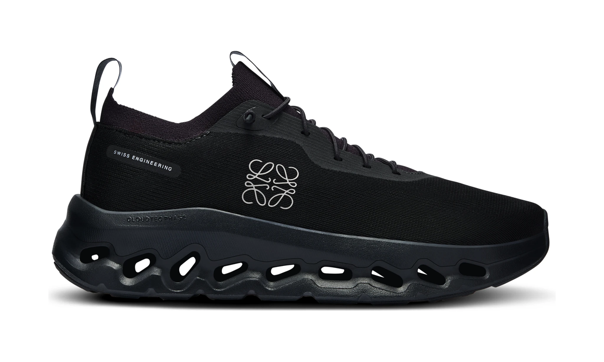 Cloudtilt LOEWE All Black W