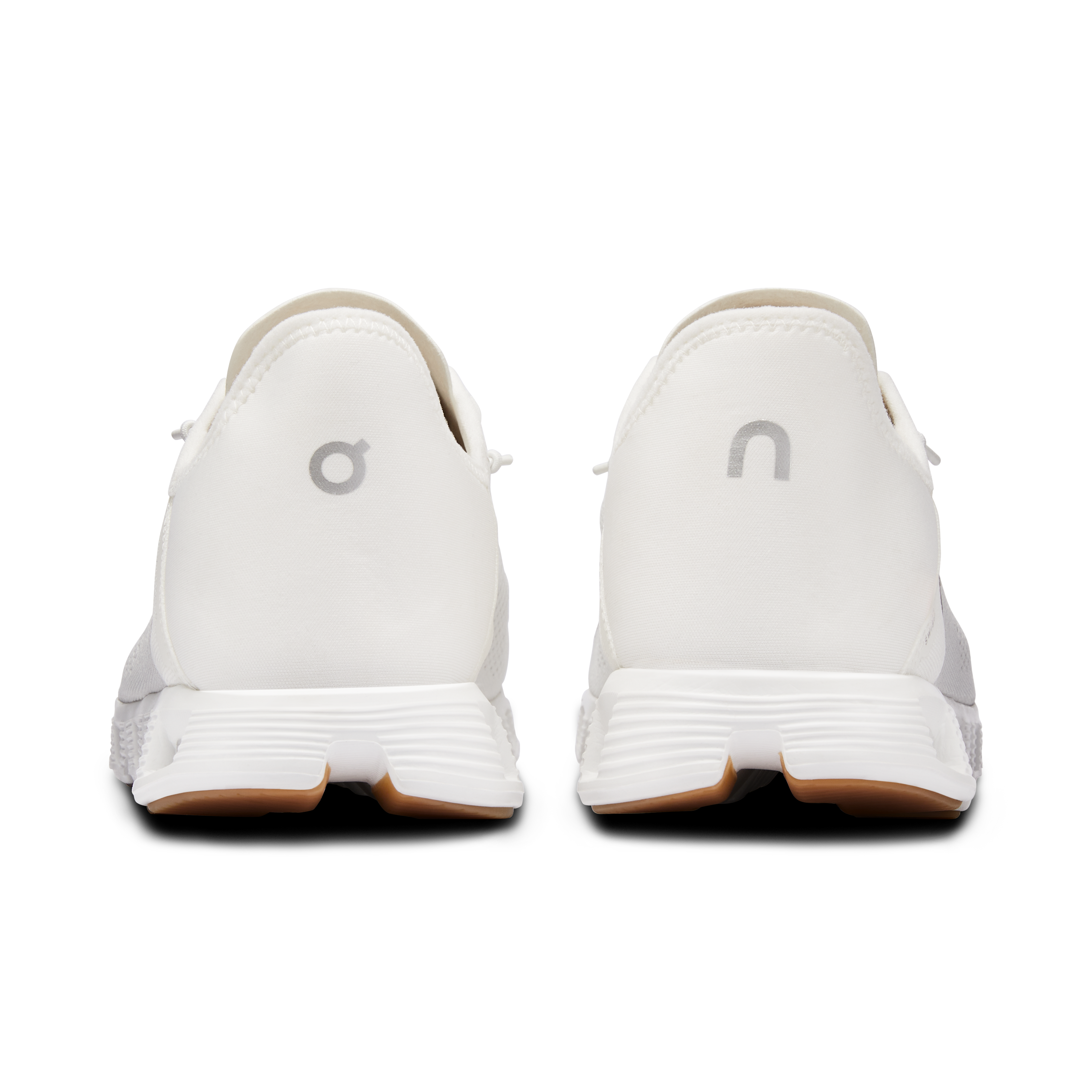 ON Cloud 5 Coast 'Undyed White'