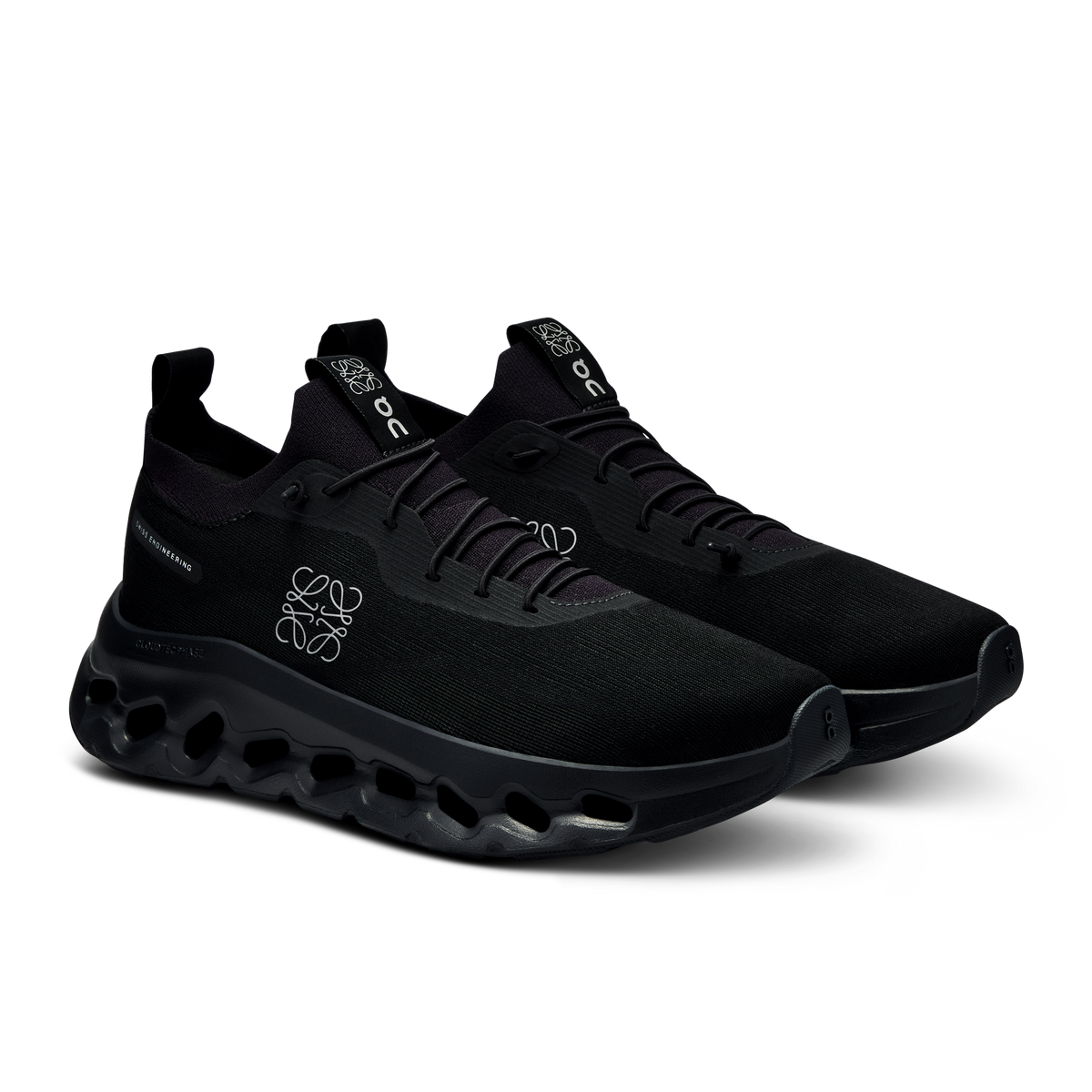Cloudtilt LOEWE All Black W