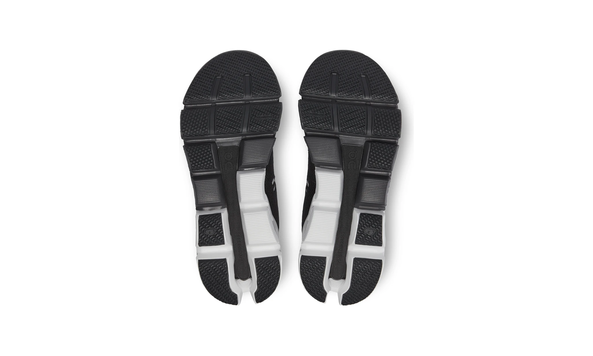 Cloudflyer 4 Black | White W