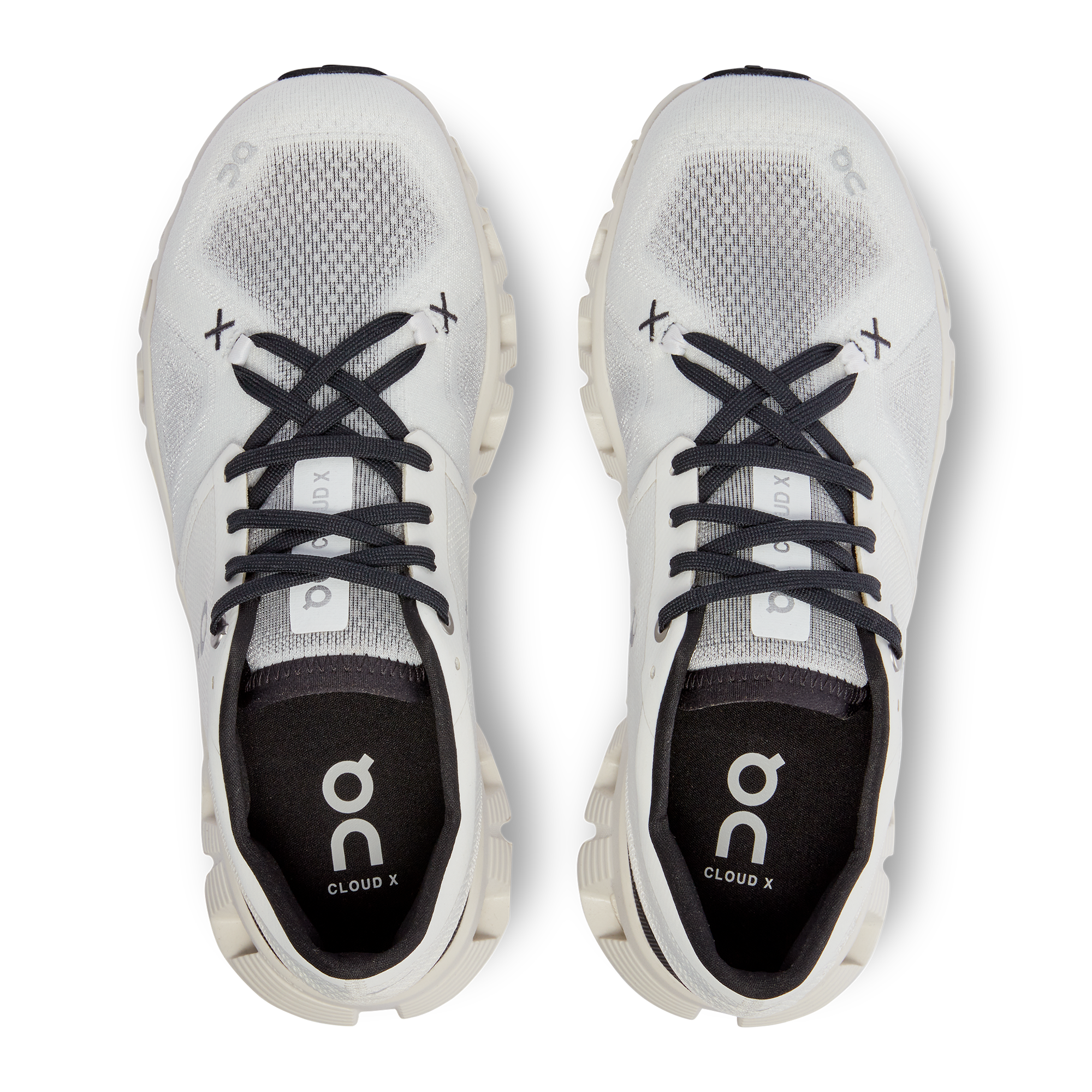 On Running Cloud X 3 White Black (Women's)