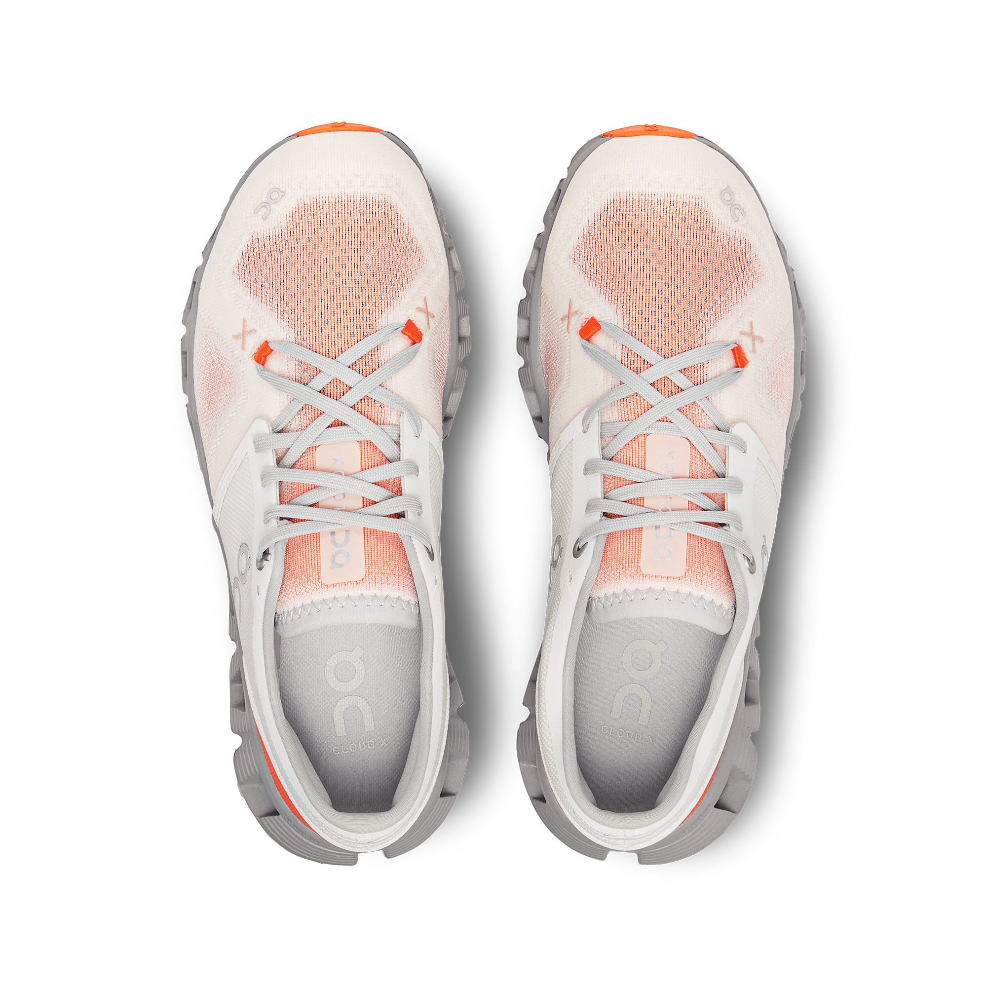ON Wmns Cloud X 3 'Ivory Alloy'