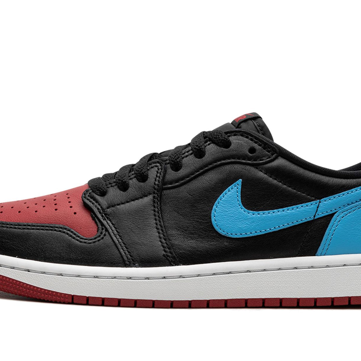 Air Jordan Retro Low OG Unc To Chicago - Main Image