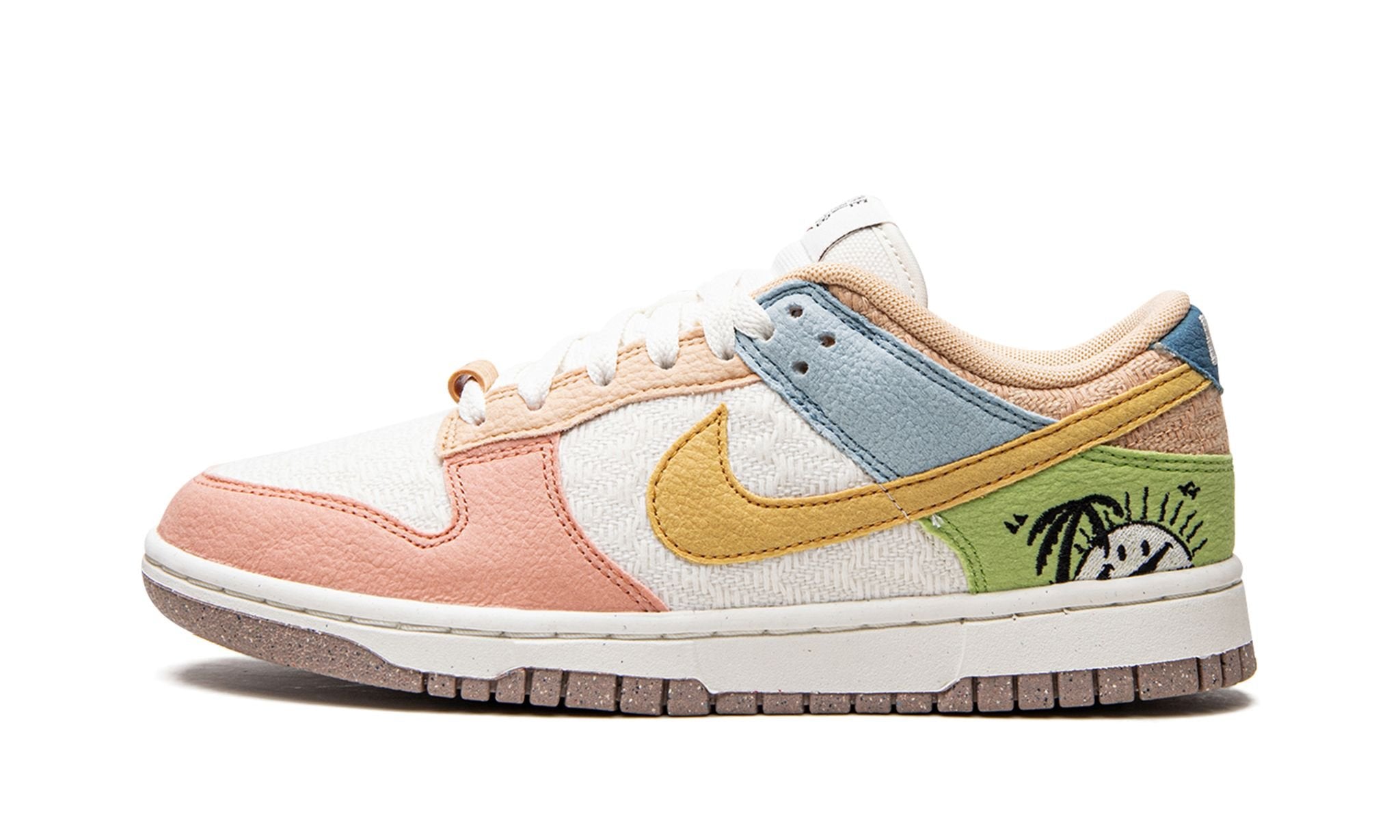Wmns Dunk Low SE Sun Club  MultiColor